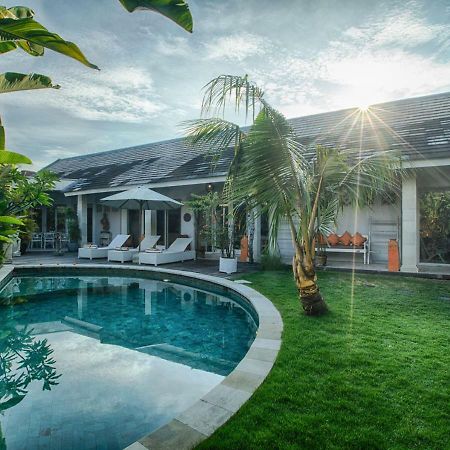 סמיניאק Villa Armani מראה חיצוני תמונה