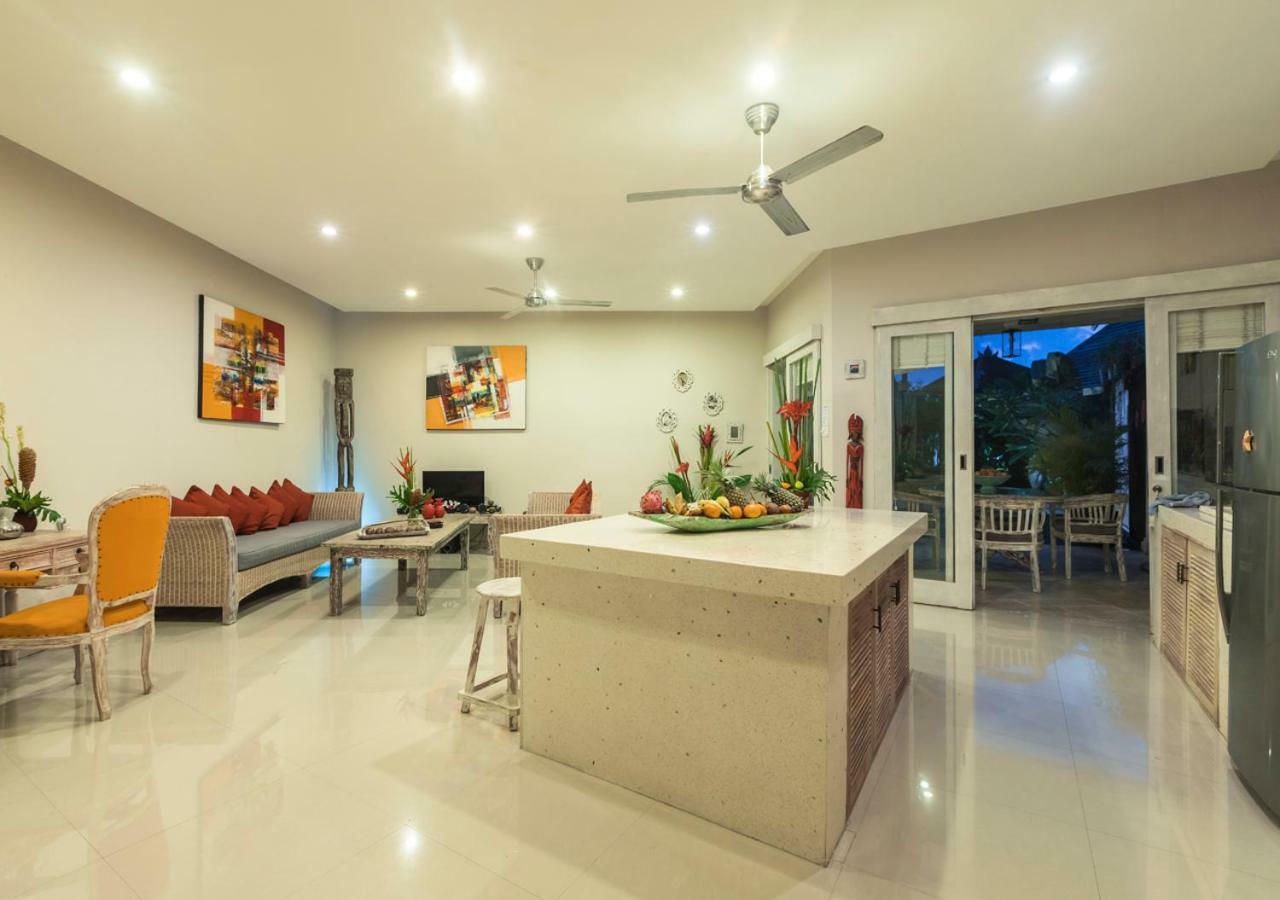 סמיניאק Villa Armani מראה חיצוני תמונה