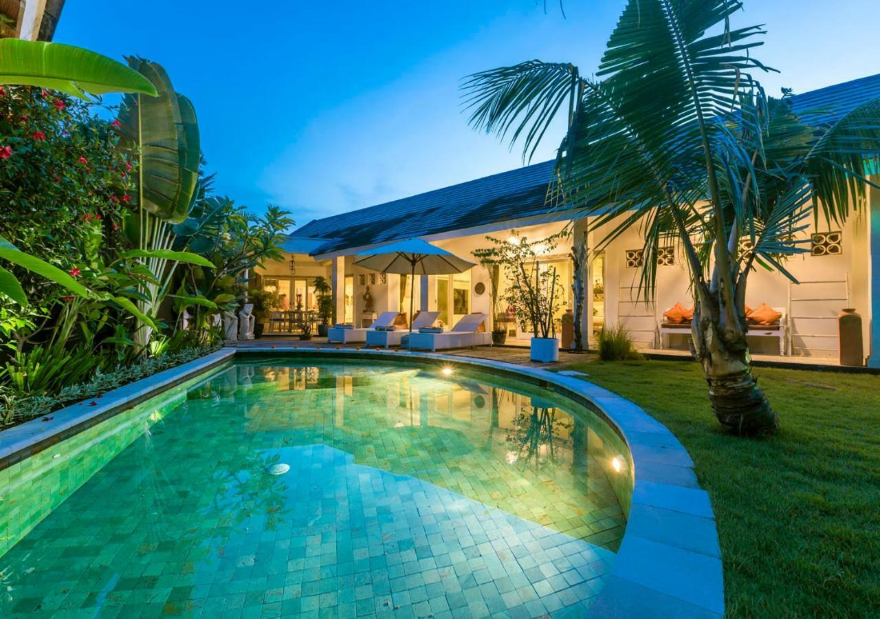 סמיניאק Villa Armani מראה חיצוני תמונה