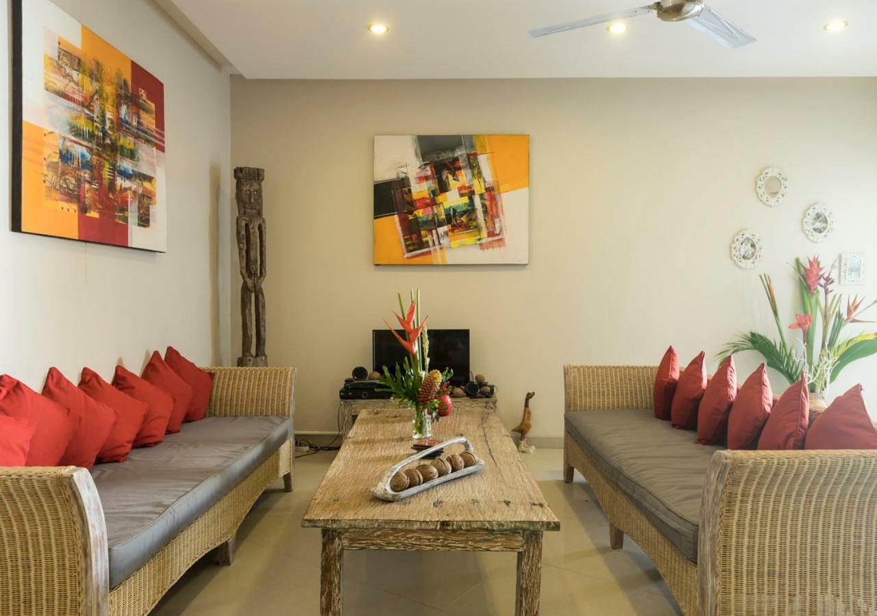 סמיניאק Villa Armani מראה חיצוני תמונה