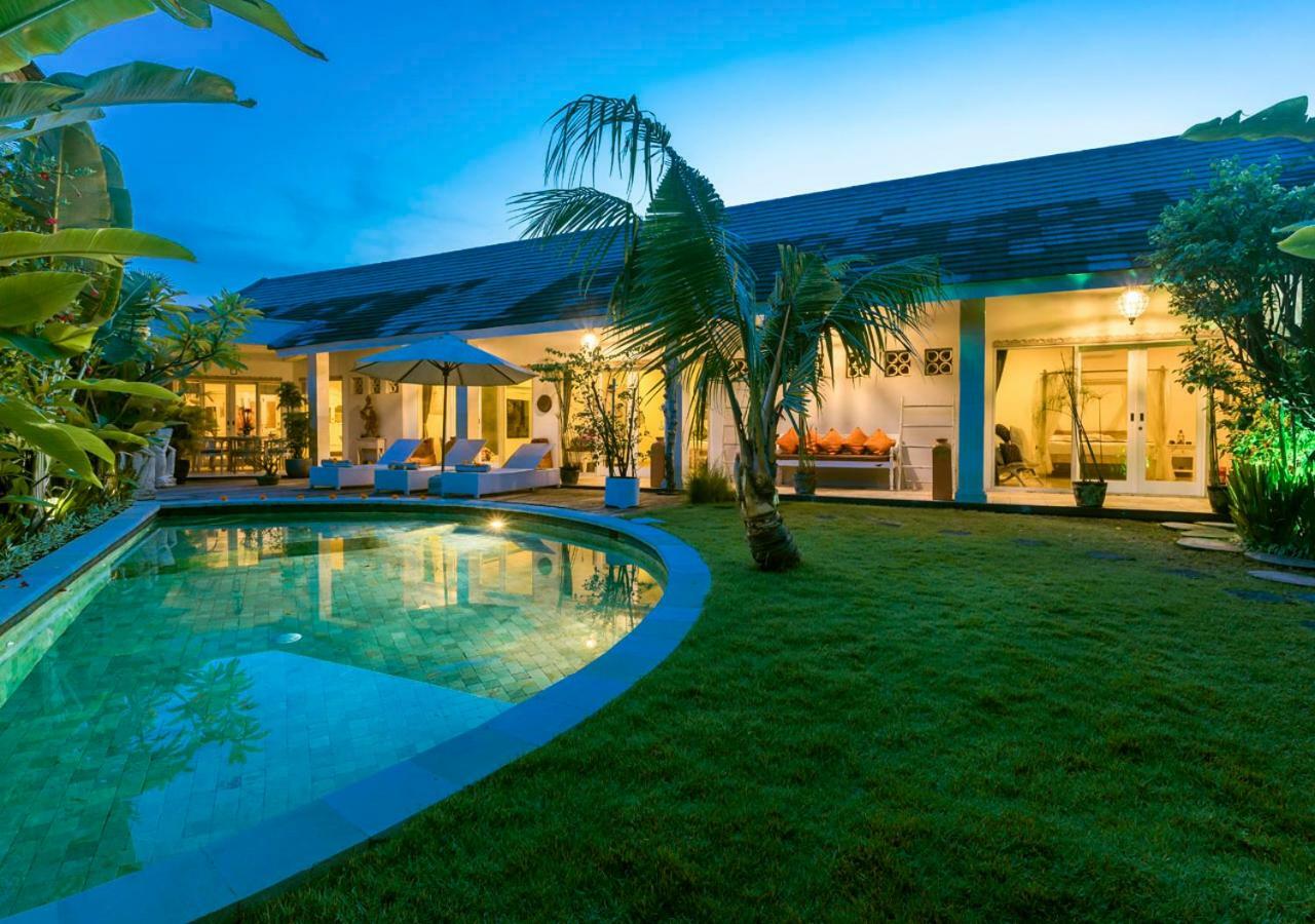 סמיניאק Villa Armani מראה חיצוני תמונה